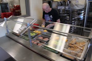 Central deli line reopens in Cafeteria